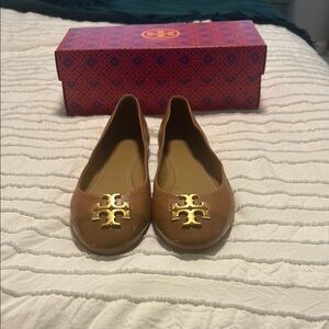 Tory Burch Brown/Tan Flats